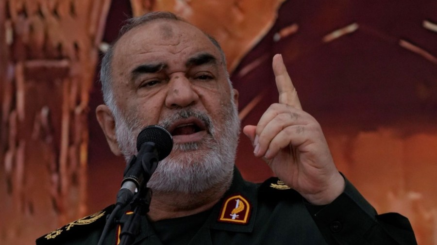 Israeli attacks in Iran result in the death of the Revolutionary Guards leader