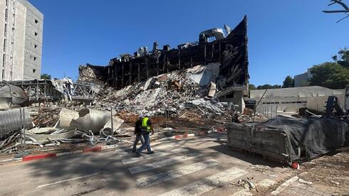 Israeli researchers reveal a leukemia advancement shortly before a missile destroys the lab