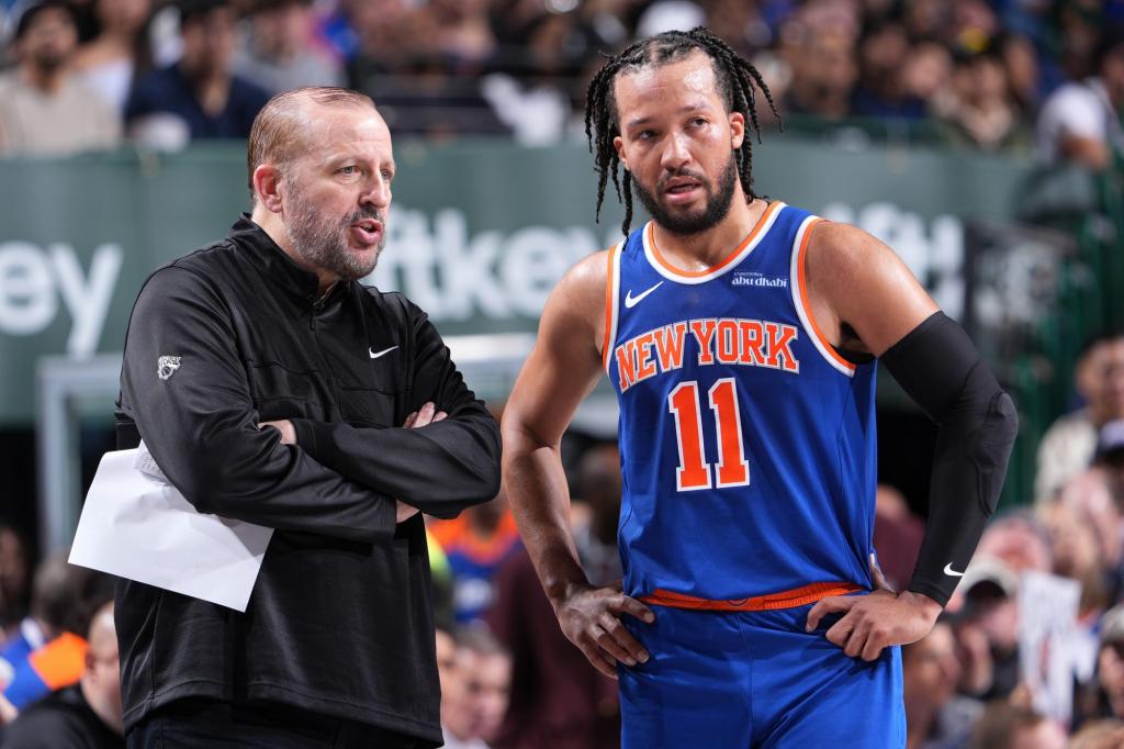 Jalen Brunson speaks out about the surprising firing of Tom Thibodeau by the Knicks.
