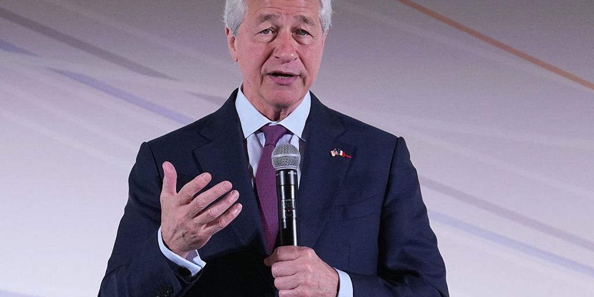 Jamie Dimon cautions that the U.S. may deplete its missile supply in a week