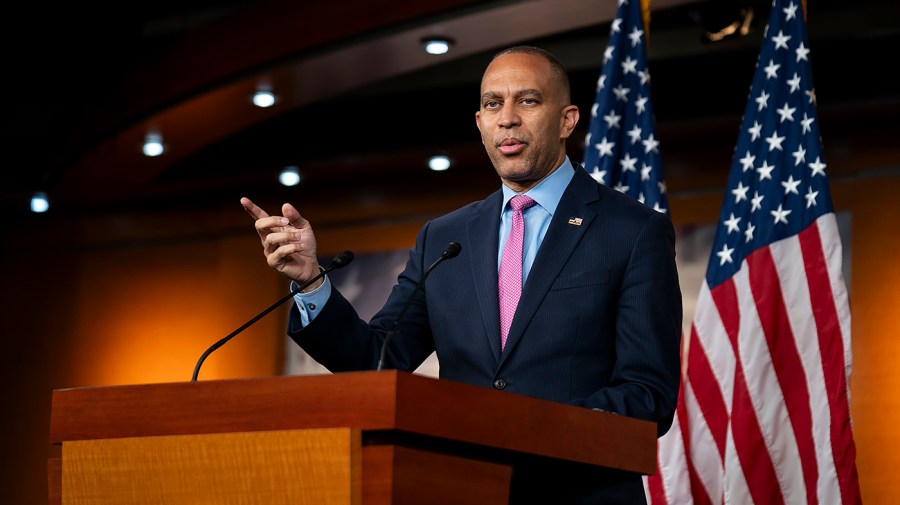 Jeffries states Mamdani must take strong action against the increase in antisemitism in NYC.