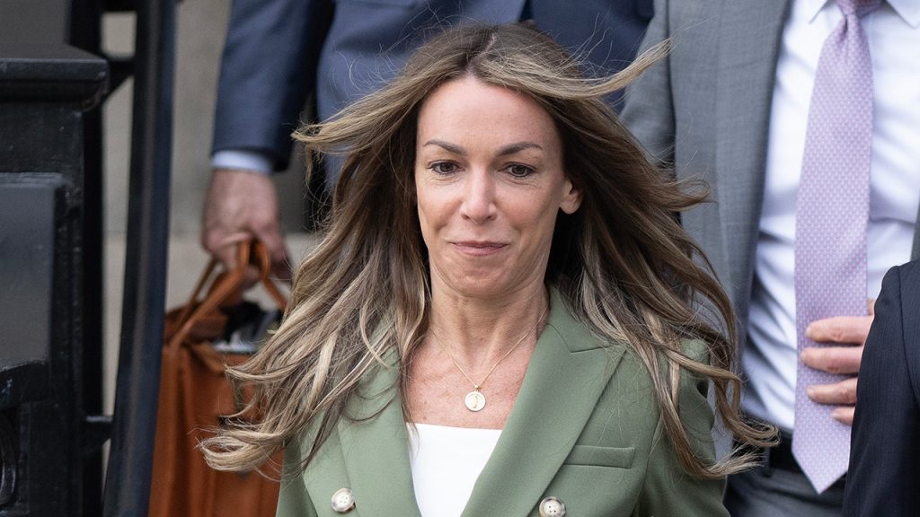 Karen Read's retrial: Initial jury inquiries may benefit the defense, according to experts