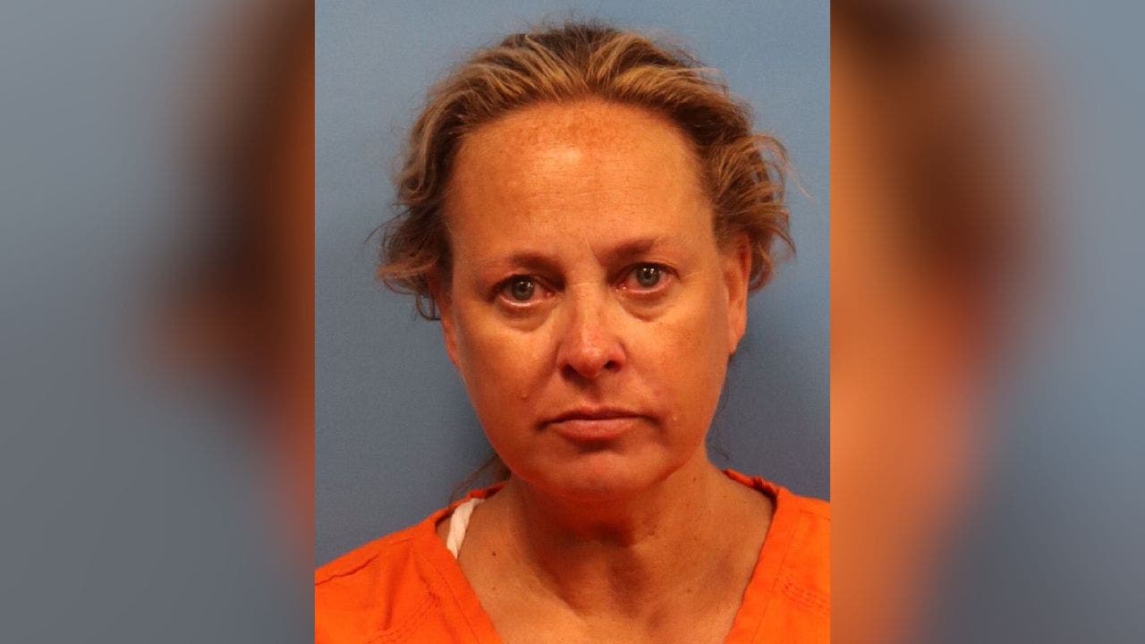 Kindergarten teacher recognized as 'Teacher of the Year' arrested for sex offenses involving teenagers in Alabama