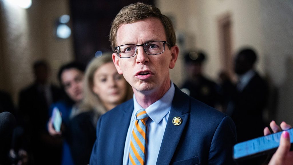 Lawmakers emphasize the need for the US to balance rapid progress and safety in the AI competition with China.