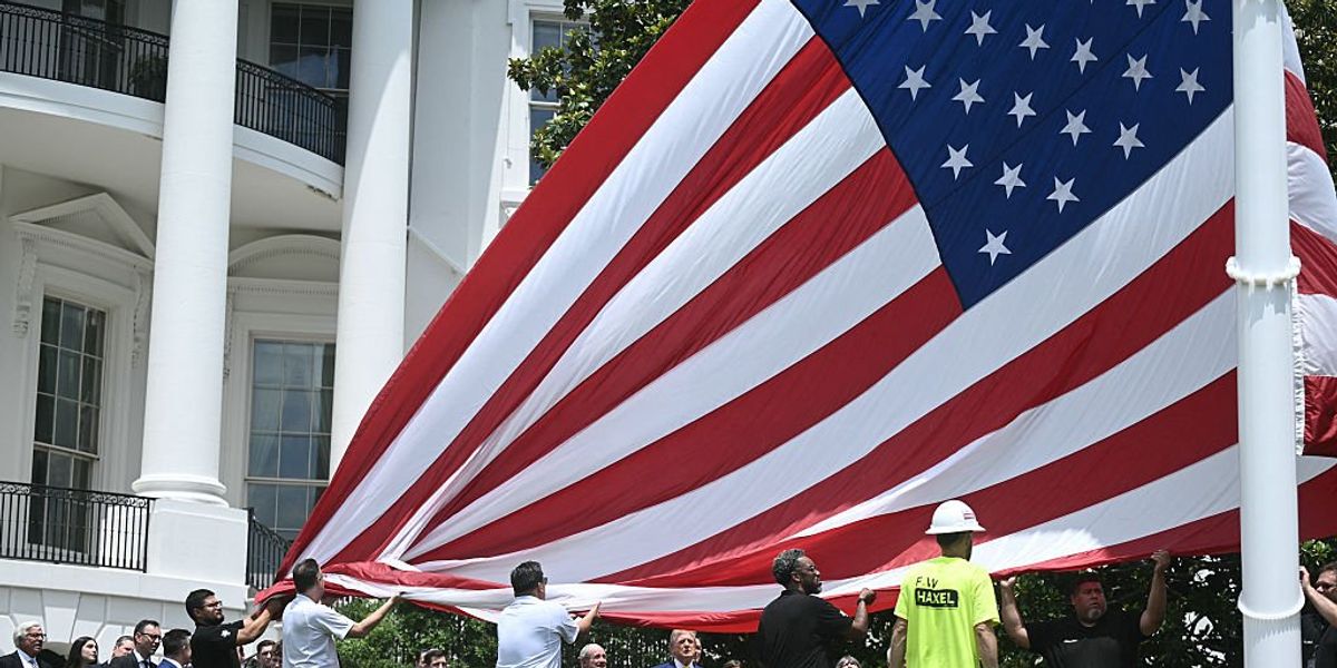 Leftists express anger over Trump's newest patriotic addition at the White House