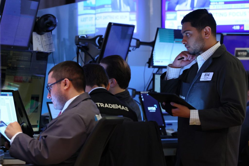 Market Update: S&P 500 and Nasdaq Gain as US-China Trade Discussions Take Center Stage While Investors Aim to Keep Rally Going