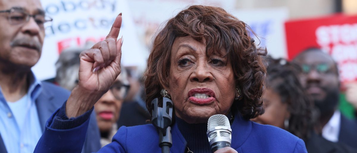 Maxine Waters Blocked from Entering Federal Building During ICE Operation