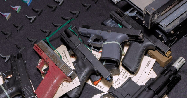 Members of the Tren de Aragua Gang Detained, 287 Firearms and Fentanyl Confiscated in Texas Operation