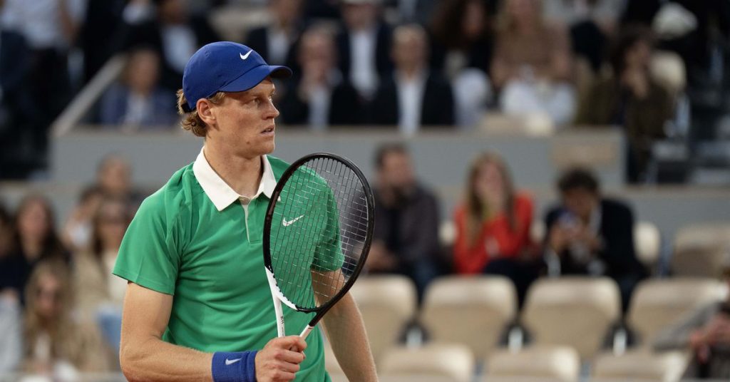 Men's semifinals at the French Open finalized with Sinner and Djokovic moving forward