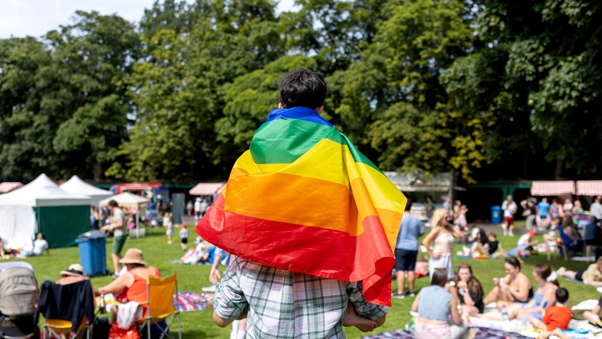 Middle school's 'Drag Day' and 'Queer Hero Day' raise worries among parents in Oregon