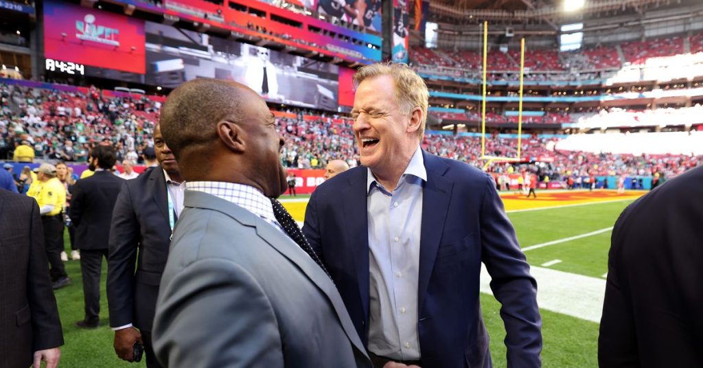 NFL urged owners to deny players their guaranteed earnings.