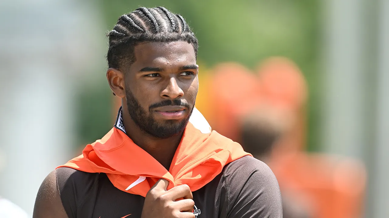 Newcomer Shedeur Sanders stays calm while others shine at minicamp