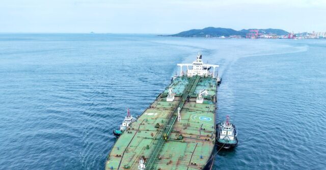 Oil Prices Rise in Early Trading Following U.S. Actions Against Iran