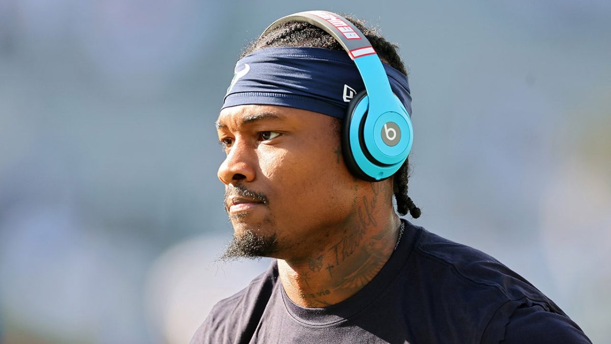 Patriots are supporting Stefon Diggs despite questions about viral video content.