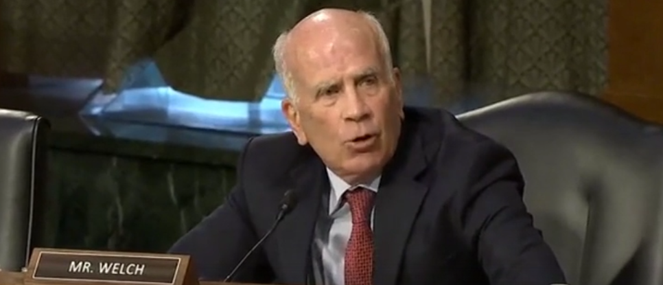 Peter Welch Disrupts Biden Cover-Up Hearing With 7-Minute Speech
