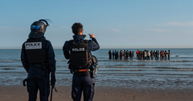 Police Confront Migrants as Leaders Acknowledge Crisis is Getting Worse