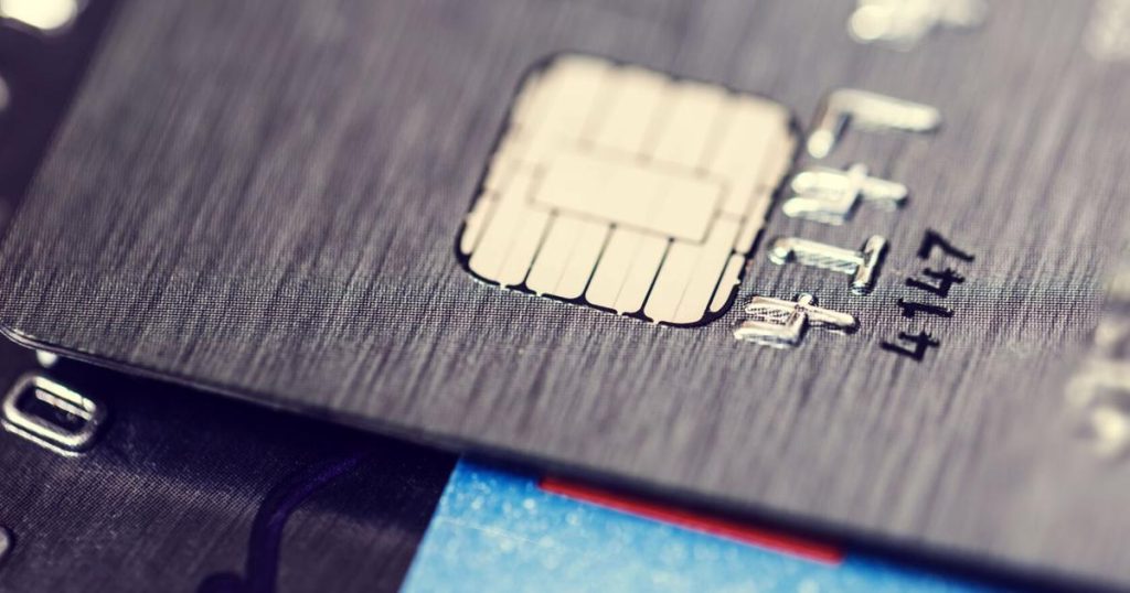 Pritzker enacts a ban on swipe fees during a heated legal dispute between banks and retailers