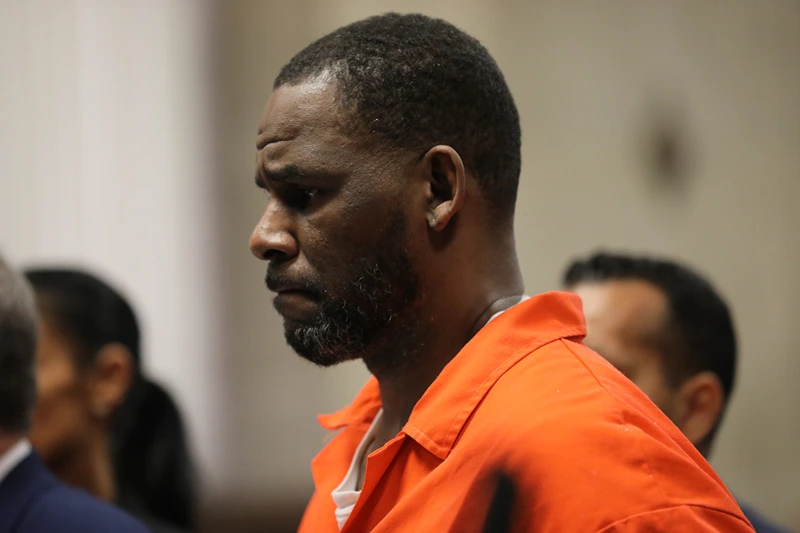 R. Kelly taken to the hospital following overdose in prison