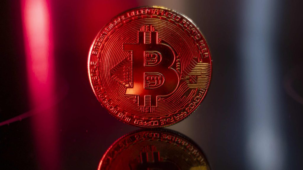 Reasons bitcoin isn't rising despite billions in ETF investments