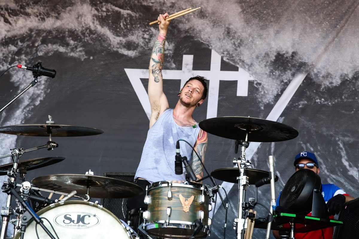 Report uncovers details about May crash that resulted in the deaths of 6, including a musician