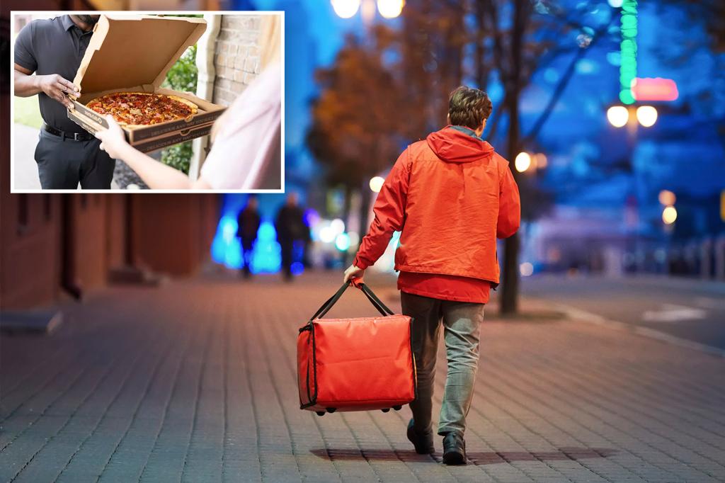 Sam's Club now offers delivery for its $9 pizza to members