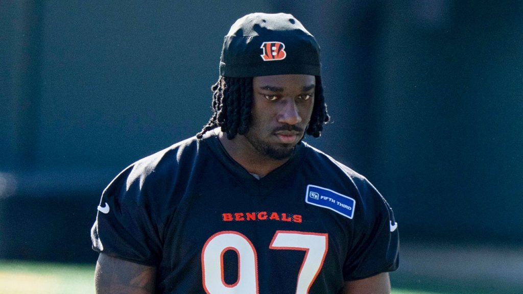 Shemar Stewart: 'I am completely confident' in Bengals contract disagreement
