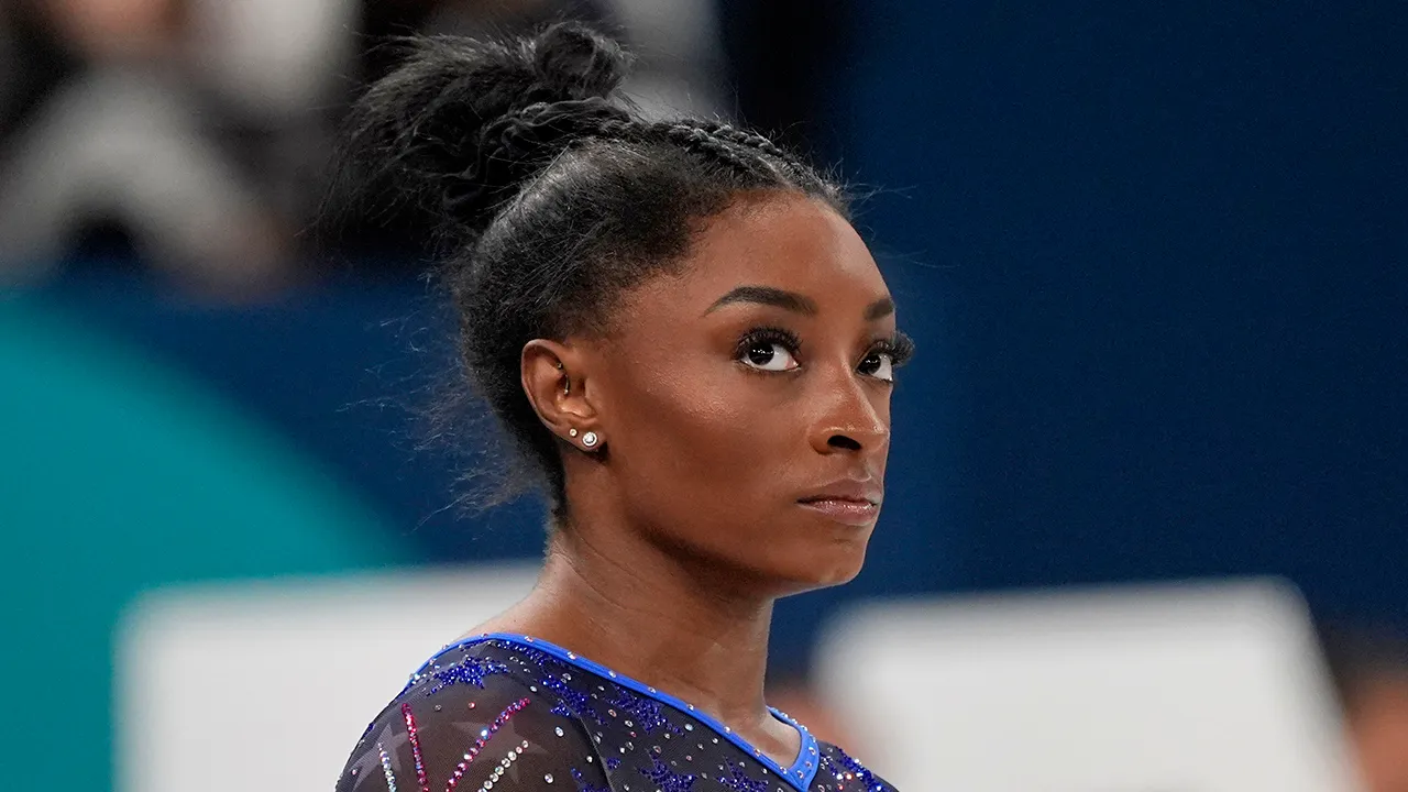 Simone Biles and Riley Gaines conflict elicits response from ex-NFL kicker