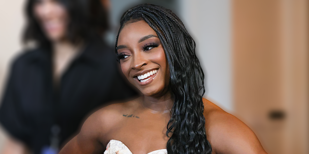 Simone Biles expresses regret to Riley Gaines for her 'personal' comments but does not fully acknowledge the clear issue.