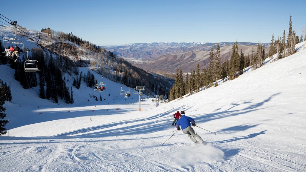 Skier in critical condition following 1,000-foot drop on Colorado mountain