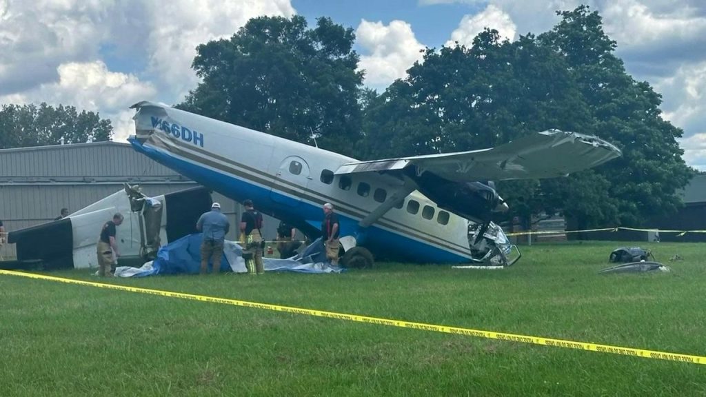 Skydiving plane in Tennessee crashes shortly after takeoff, causing several injuries