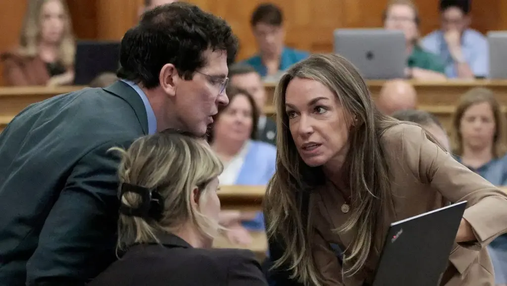 Special prosecutor acknowledges mistake with evidence in Karen Read murder retrial