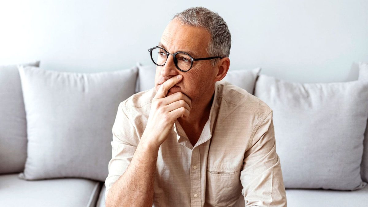 Study shows how negative thoughts can change the brain physically