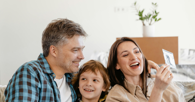 Survey of 60,000 People Reveals Conservatives Are Much Happier Than Leftists