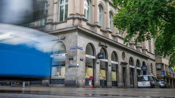 Swiss bank Julius Baer intensifies its efforts to reduce expenses.