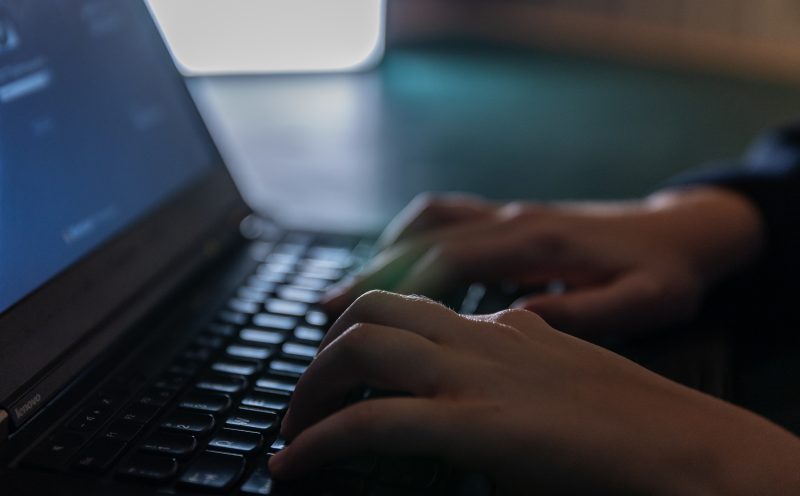 Teens who use their phones excessively are at a higher risk for suicidal thoughts: Study