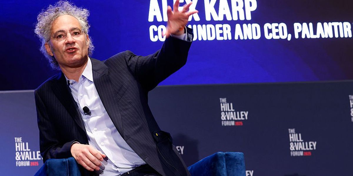 The reasoning behind Palantir's contentious growth in Washington is straightforward.