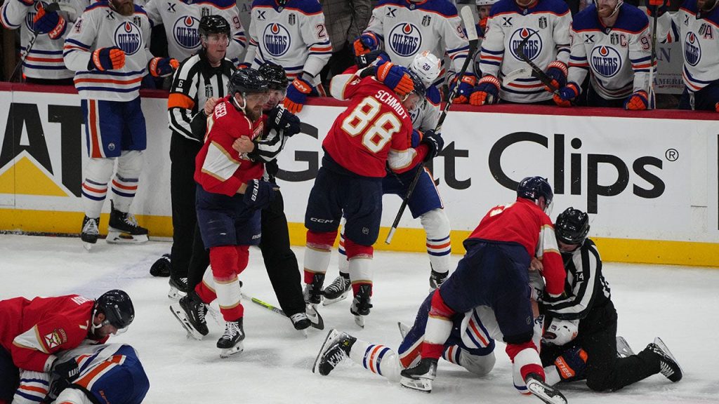 Tkachuk on Stanley Cup fight: 'Get hit in the face' as Panthers secure victory