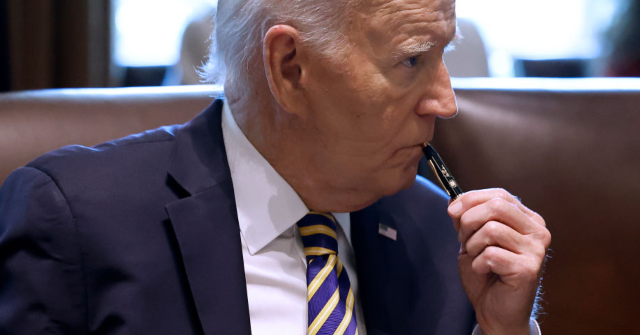 Trump Calls for Investigation Into Biden Team's Misuse of Autopen