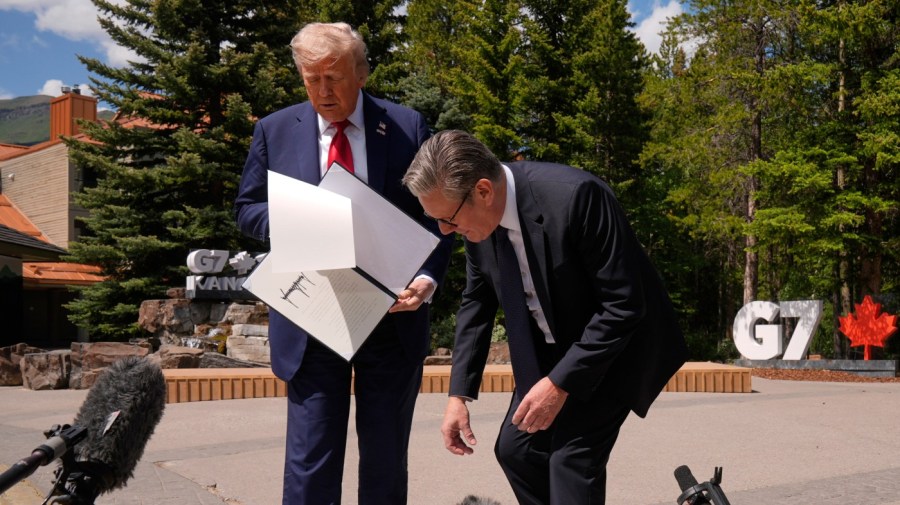 Trump and Starmer outline the trade agreement between the US and UK