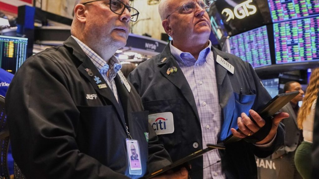 US stocks decline as Wall Street prepares for the upcoming jobs report on Friday