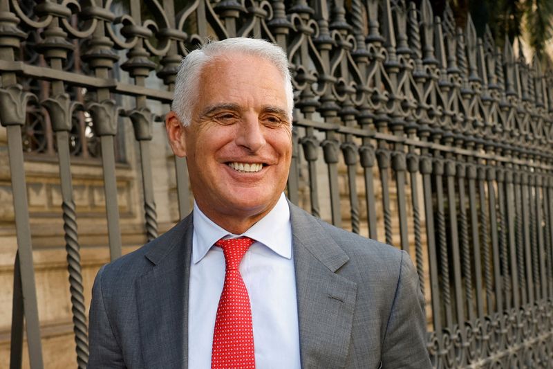 UniCredit CEO has low expectations for a BPM deal, mentions Commerzbank is too expensive.