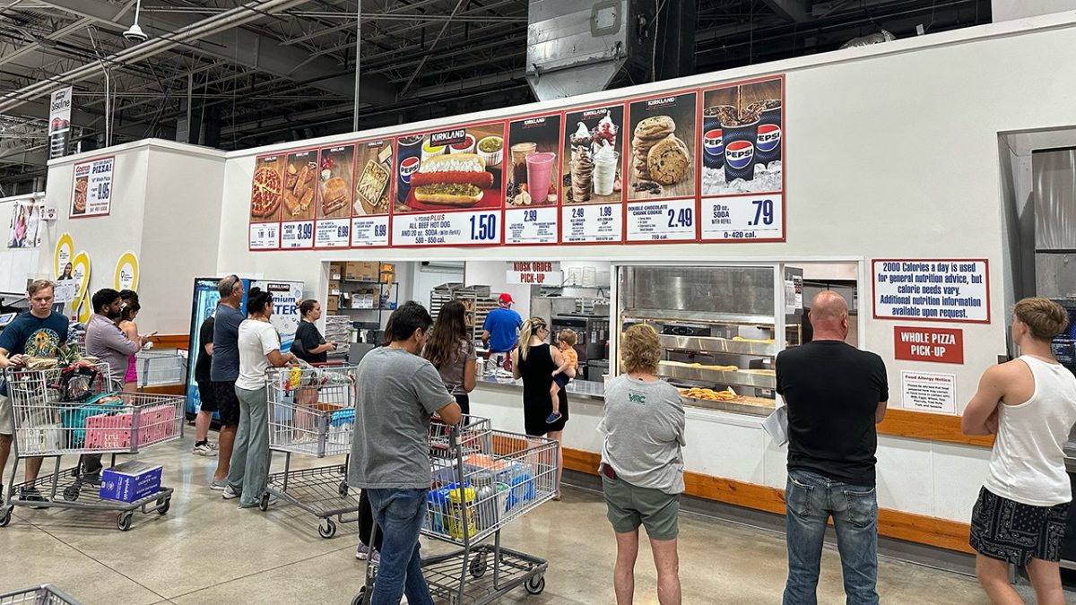 User shares hectic first day at Costco food court: 'I want to leave'