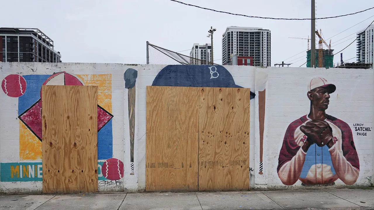 Vandals attack murals of Jackie Robinson and Minnie Miñoso in Miami