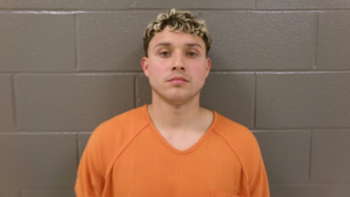 Venezuelan immigrant charged with gun offenses after pretending to be a teenage student in Ohio