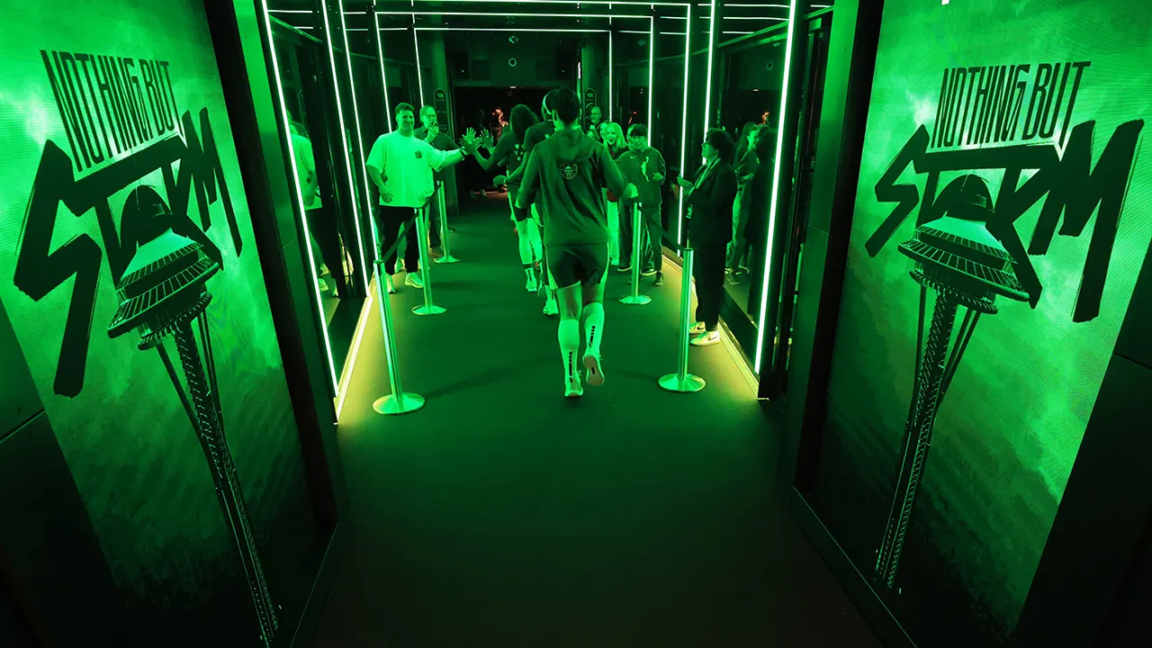 WNBA team reportedly undergoing evaluation due to assistant's contact with former player