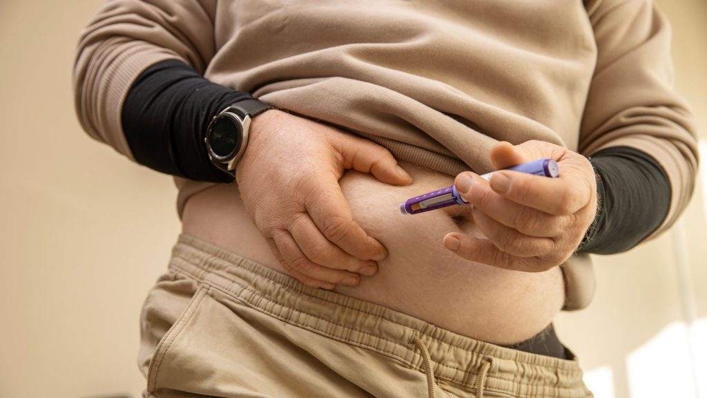 Weight loss and diabetes injections associated with serious side effect