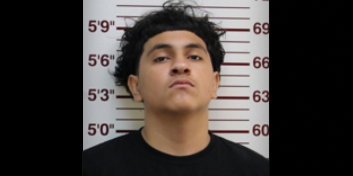 What gives a 16-year-old convicted felon from Florida a sense of power, according to the sheriff