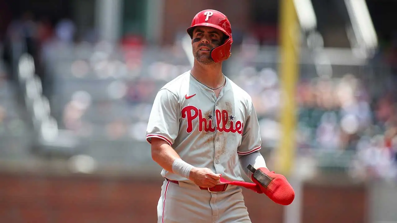 Whit Merrifield announces retirement and humorously apologizes to Phillies fan for his performance