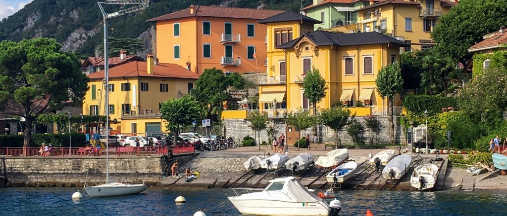 Why Are Republicans Being Treated to Lavish Dinners by the Left in Italy?