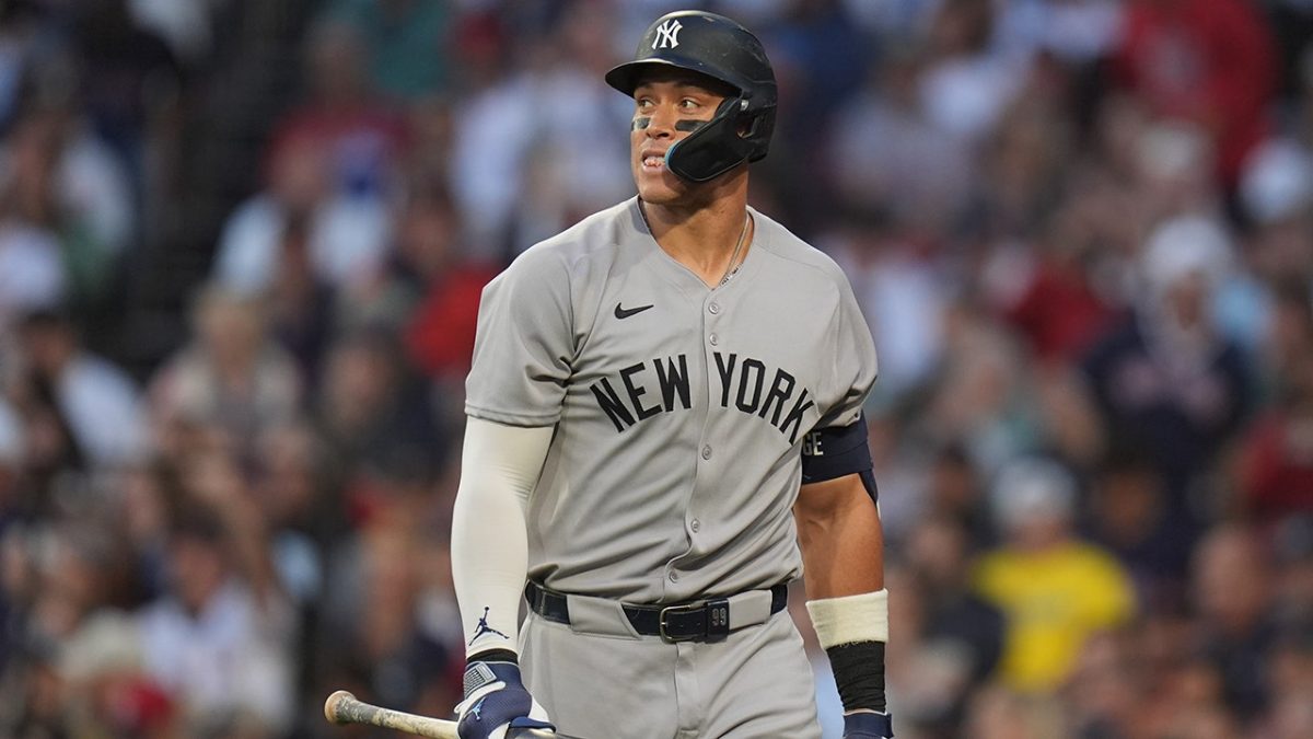 Yankees' lead in the AL East is reduced to 3.5 games following a weekend sweep by the Red Sox.